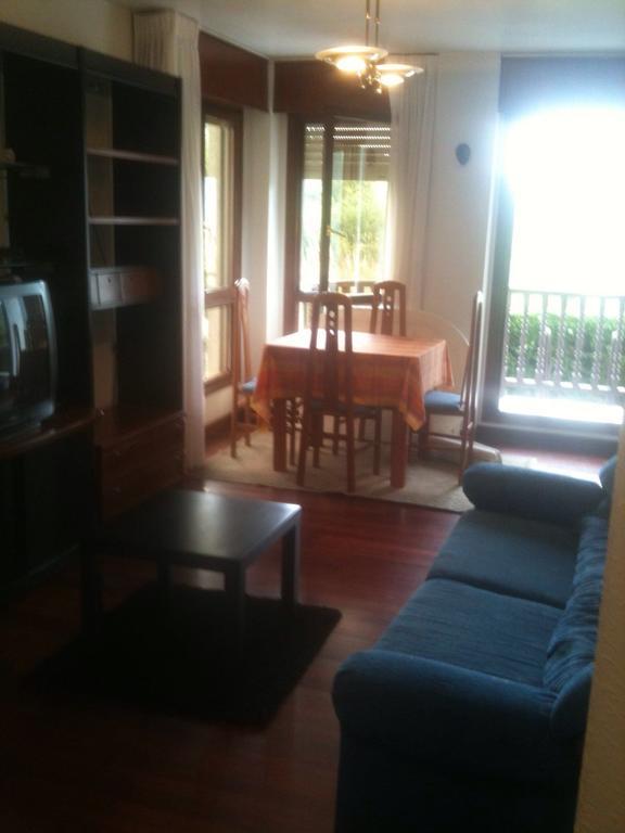 Habitaciones Lopez Azcona Noja Exteriör bild
