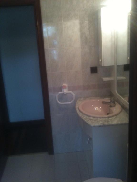 Habitaciones Lopez Azcona Noja Exteriör bild